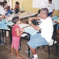 Oficina de brinquedos –  materiais reciclaveis