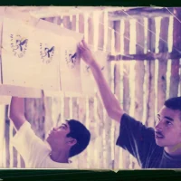 Oficina de papel em Regência