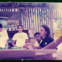 Oficina de papel em Regência